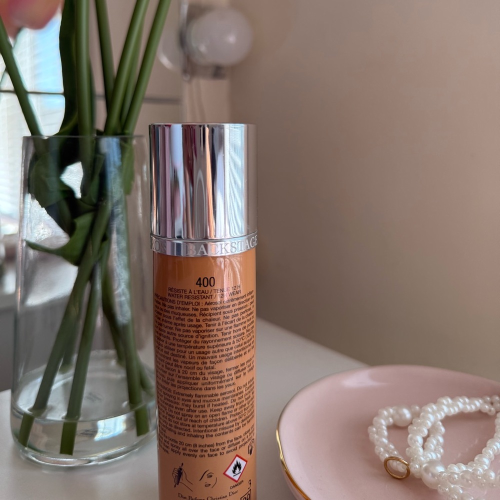 Dior Airflash Foundation in Silver and Tan - Picture 8 of 11